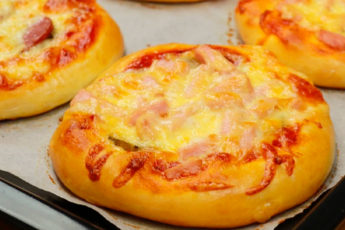 Школьная пицца по-домашнему