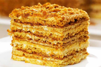 Ленивый "Медовик", и ничего раскатывать не надо