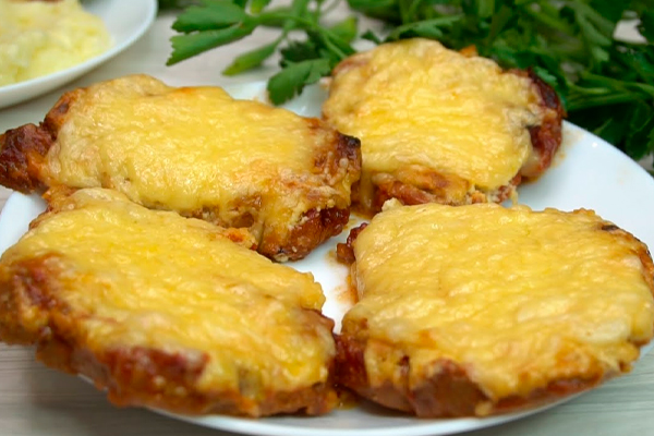 Мясо по-французски с пюре