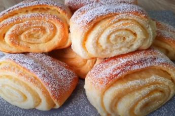 Дрожжевые булочки с заварным кремом. Очень вкусные и нежные